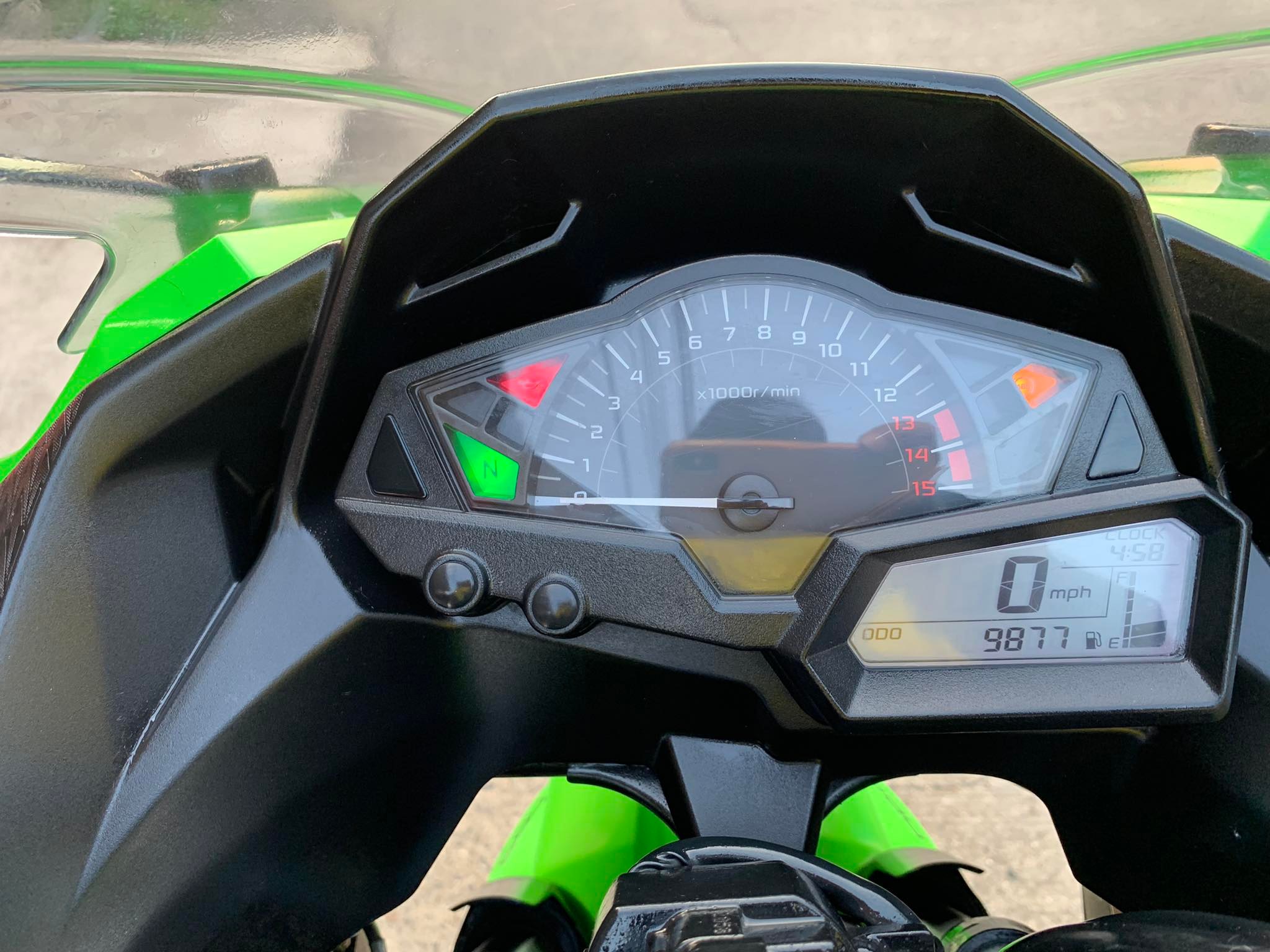 Kawasaki Ninja300 ABS ตัวฉลอง 30 ปี รถมือเดียว ขี่ดีมากๆ ครับ
