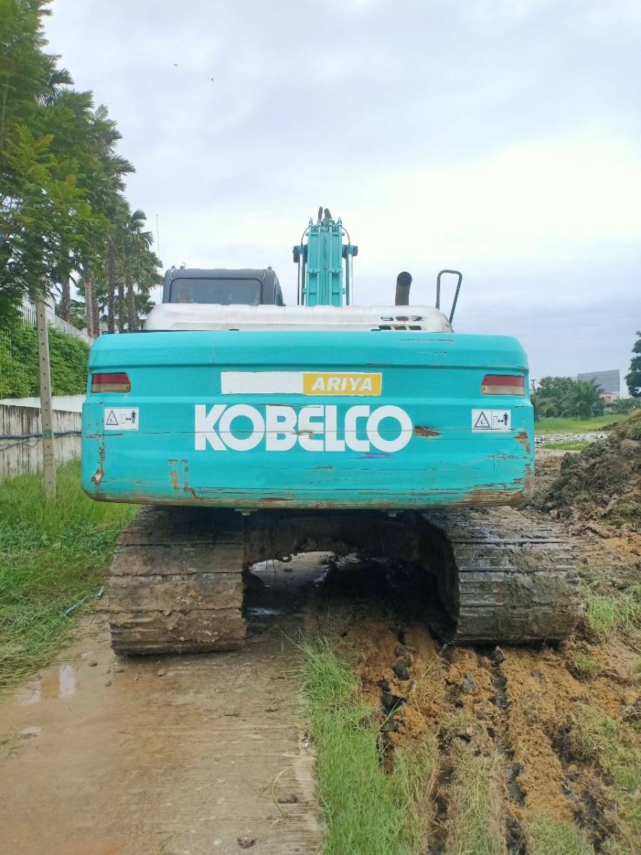 รถแบคโฮ มือสอง รุ่น SK200-8 SUPER YN12