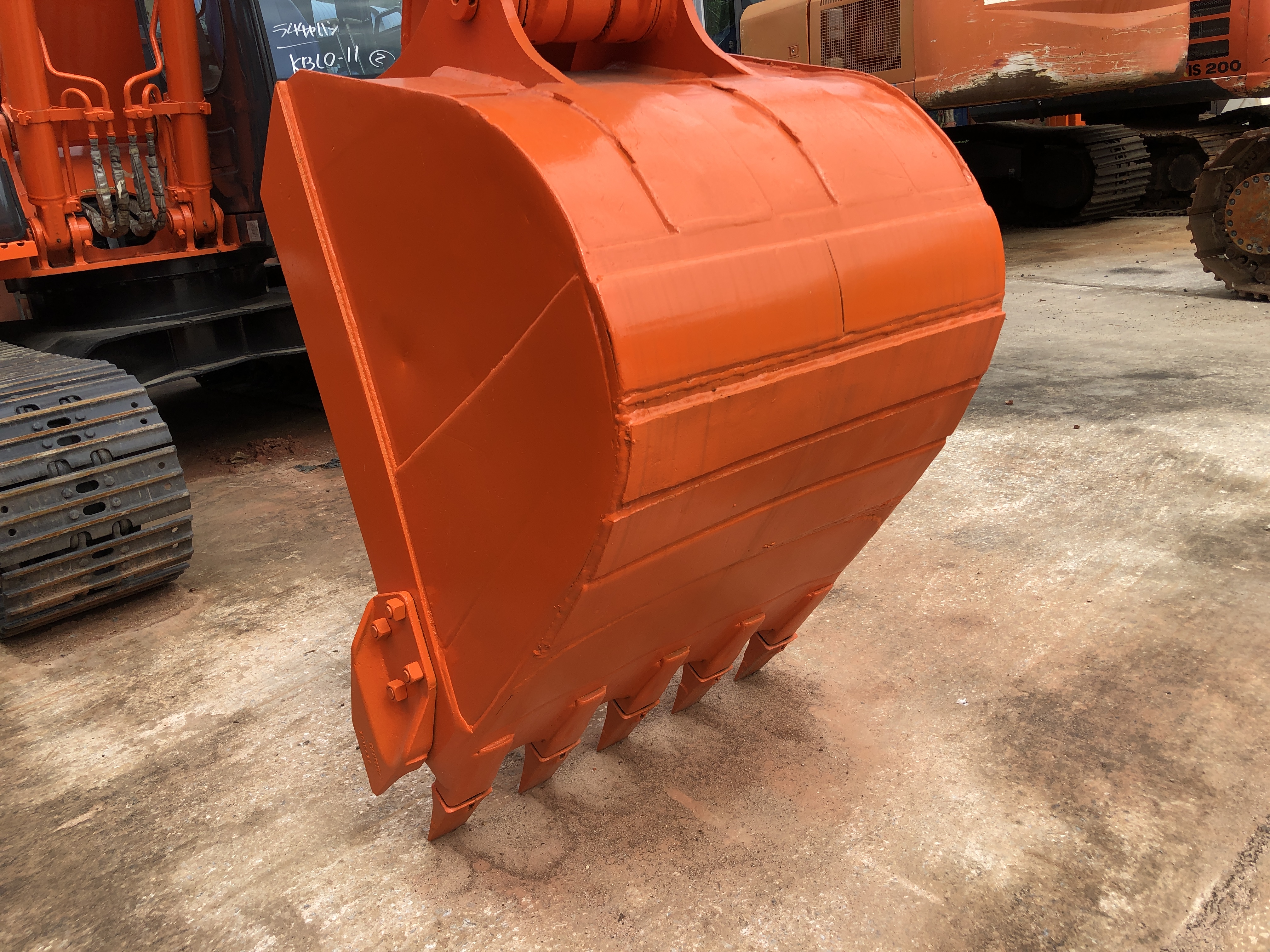 รถขุด ฮิตาชิ นำเข้าญี่ปุ่น รุ่น ZX120 ตรวจเช็คสภาพ พร้อมใช้งาน โทร 0868475260