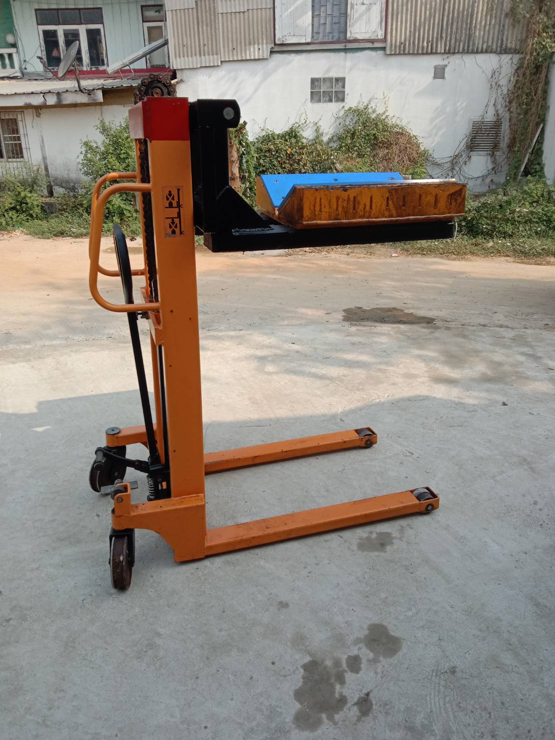 รถยกไฮดรอลิค