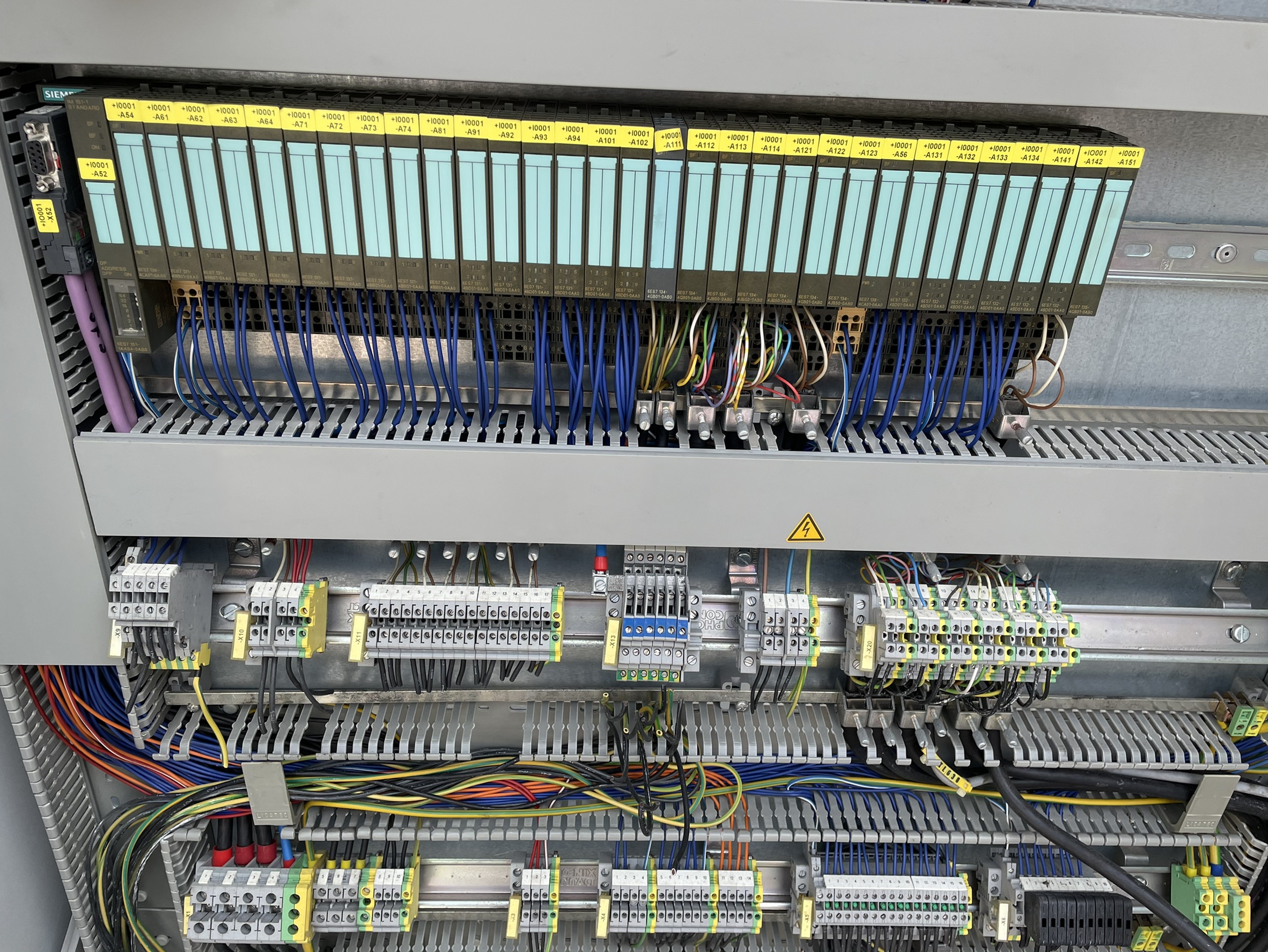 ตู้ไฟ ตู้ครอนโทรน โรงงานอุตสาหกรรม