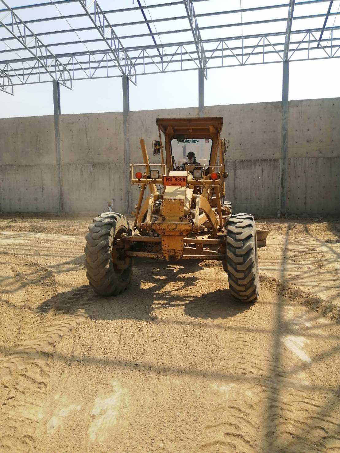 ขายรถเกรด CAT 140G เอรสารทะเบียน