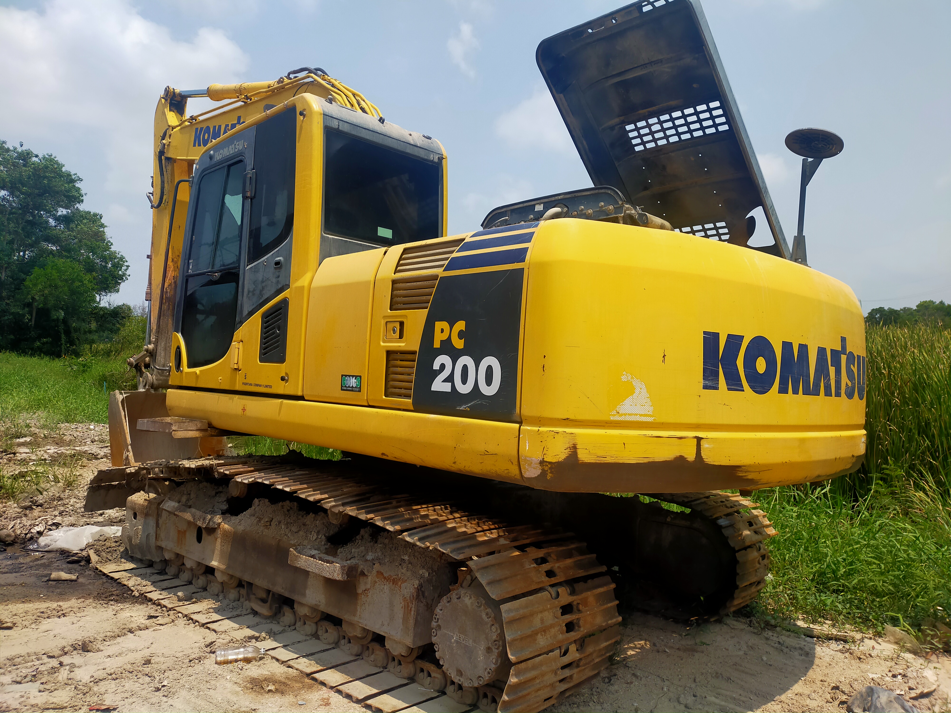 ขาย KOMATSU PC200-8MO