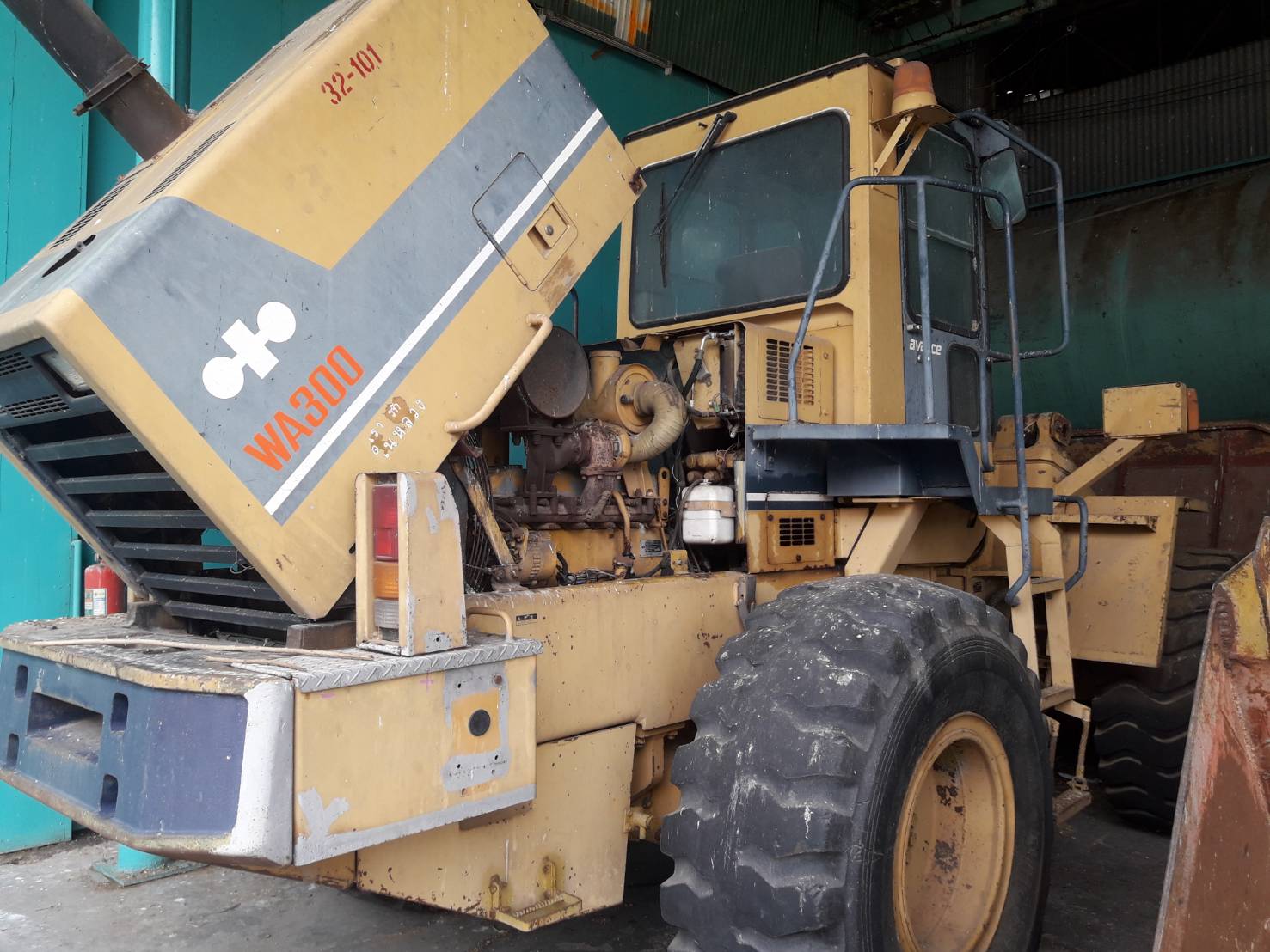 ขายรถตัก komatsu wa300-1