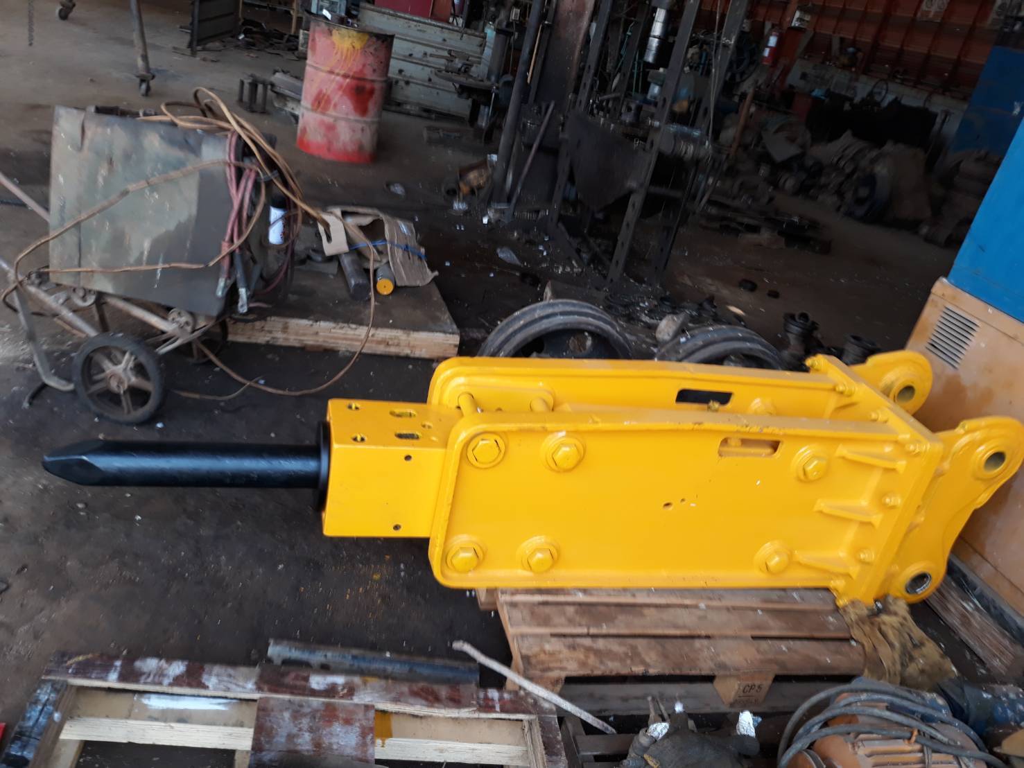 ขายหัวเจาะใส่รถแบคโฮรุ่น 120