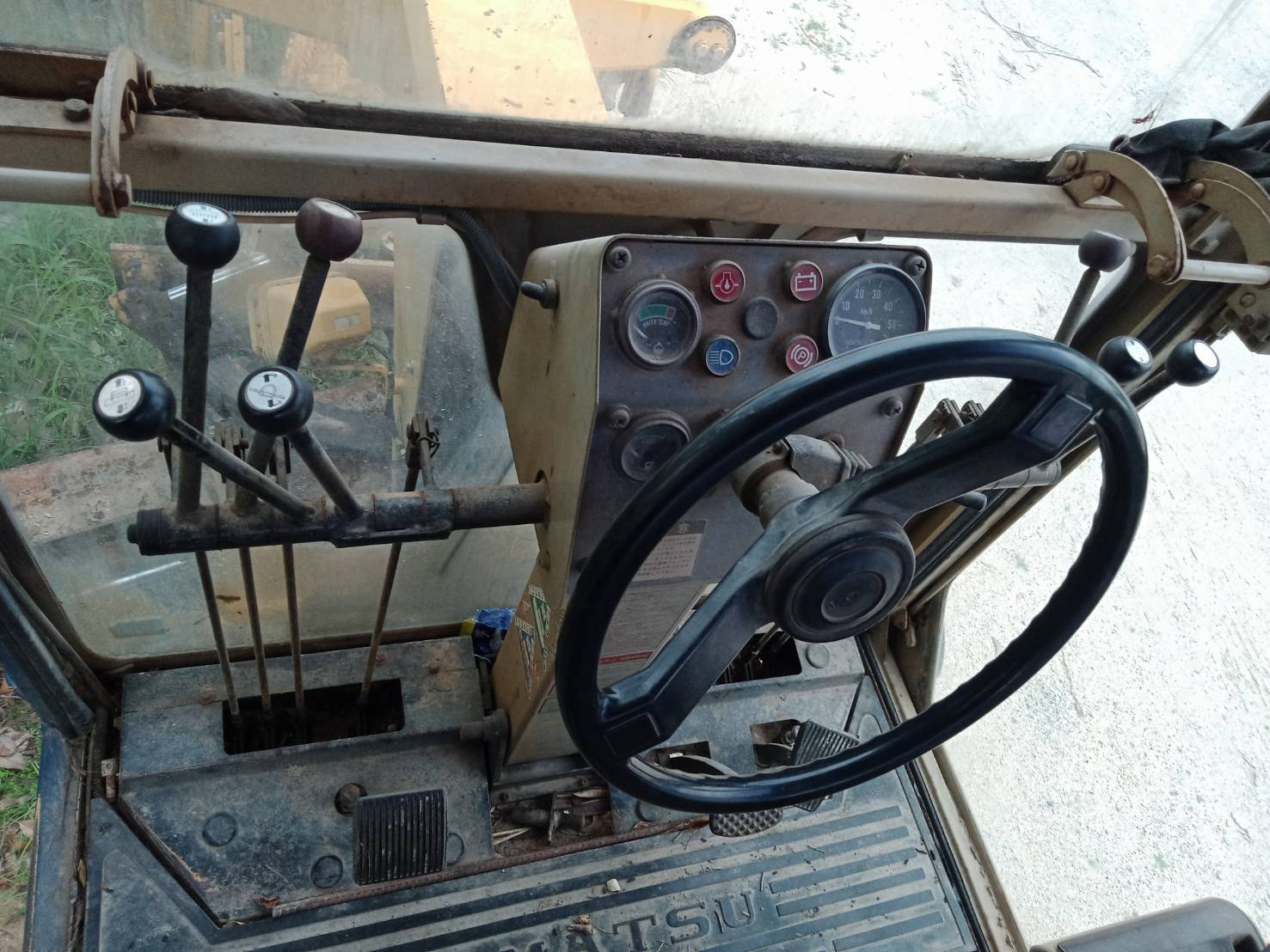 ขายรถเกรด KOMATSU GD305 เอวอ่อน