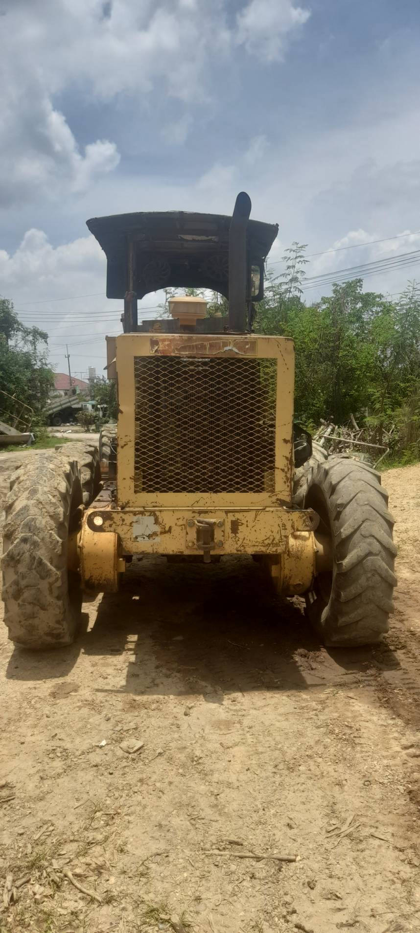 ขายรถเกรด KOMATSU GD611A เอวออ่น