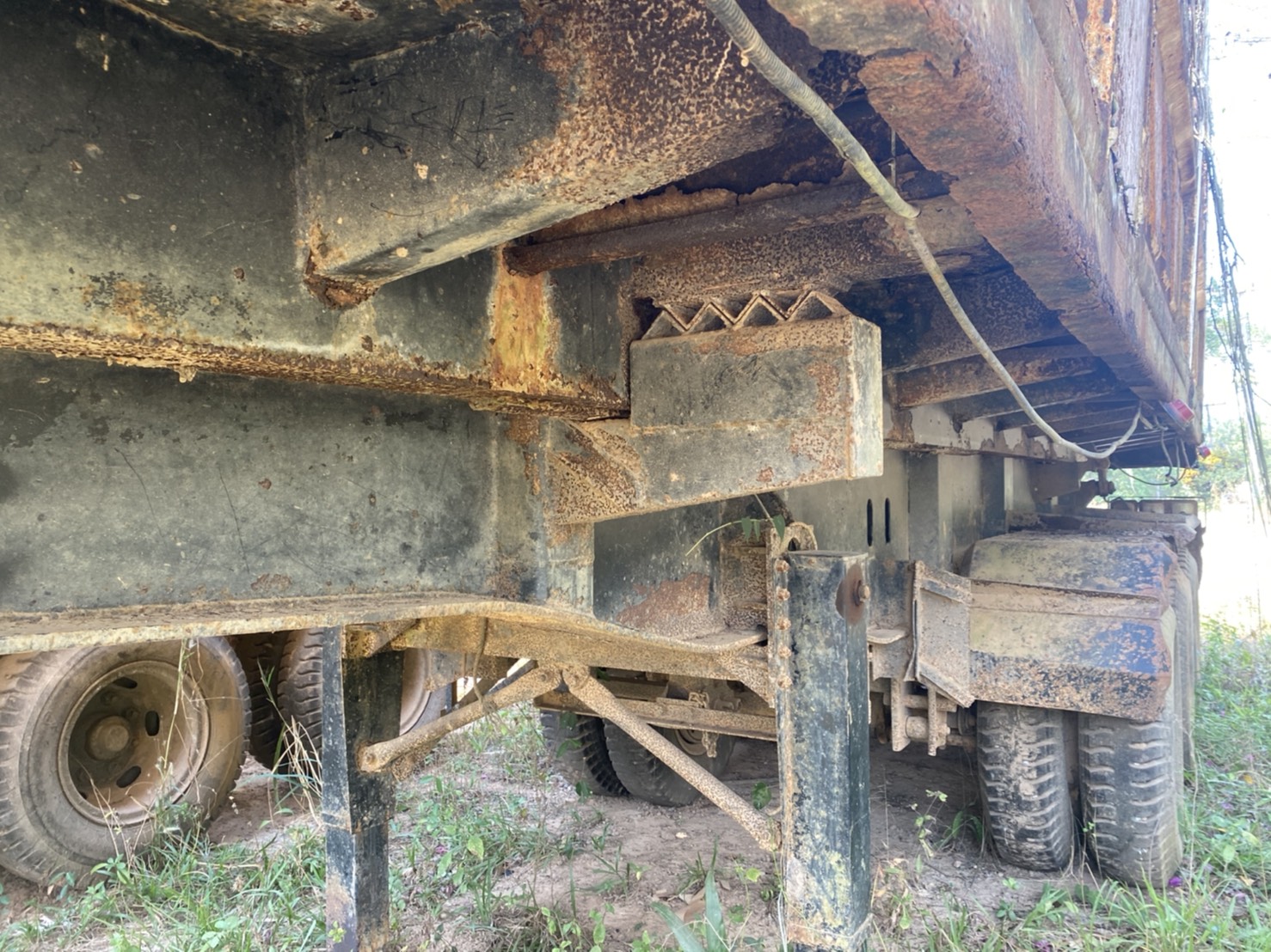 ขายหางเซมิดั้มสามมิตร 3 เพลาแท้จดทะเบียนปี 50