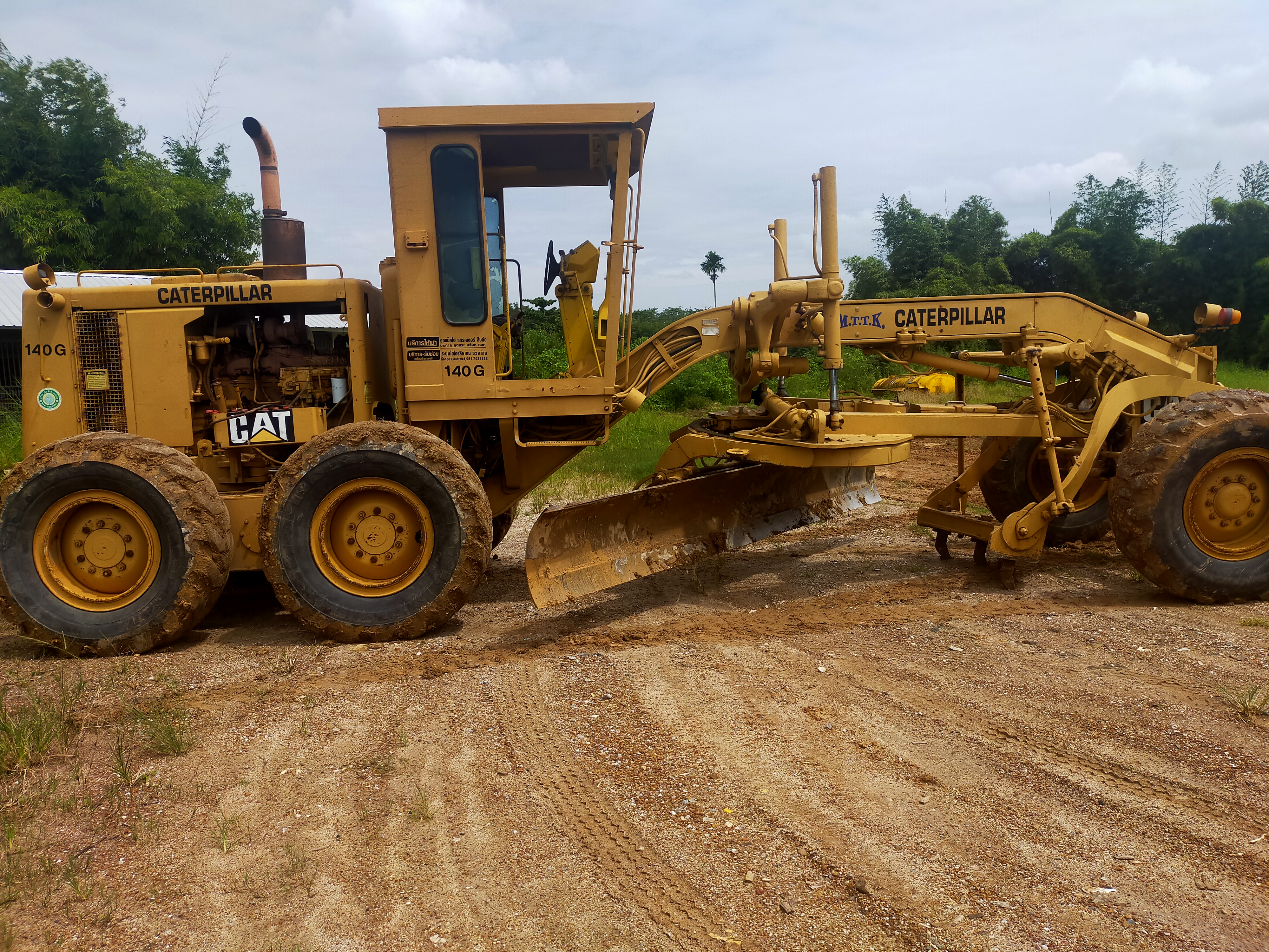 ขายรถเกรด CAT 140G 72V 8845 เอกสารอินวอย ขายรถเกรด CAT 140G 72V 8845 เอกสารอินวอย
