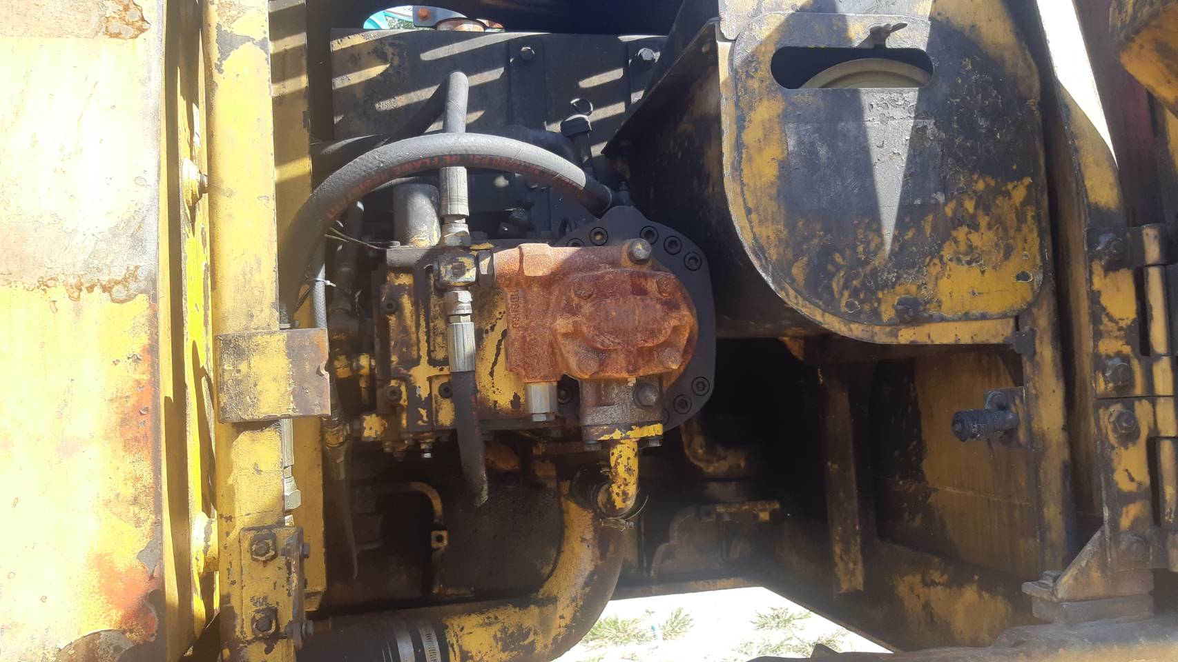 ขายรถแบคโฮ KOMATSU PC200-5