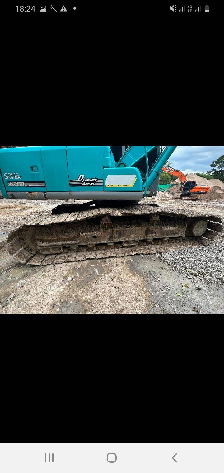 ขายรถแบคโฮ KOBELCO SK200-6 YN10