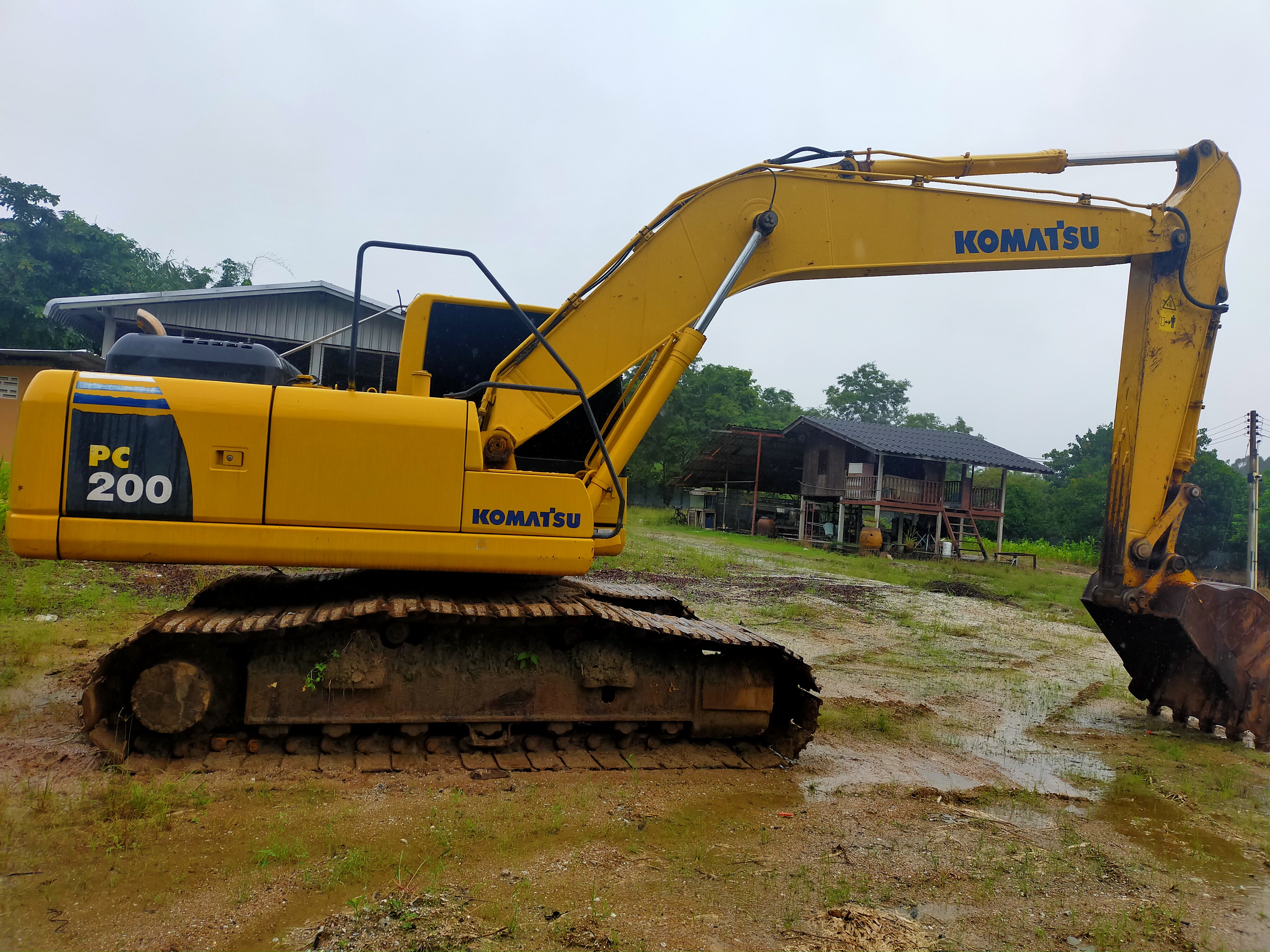 ขายรถแบคโฮ KOMATSU PC200-8 เอกสารแจ้งจำหน่าย