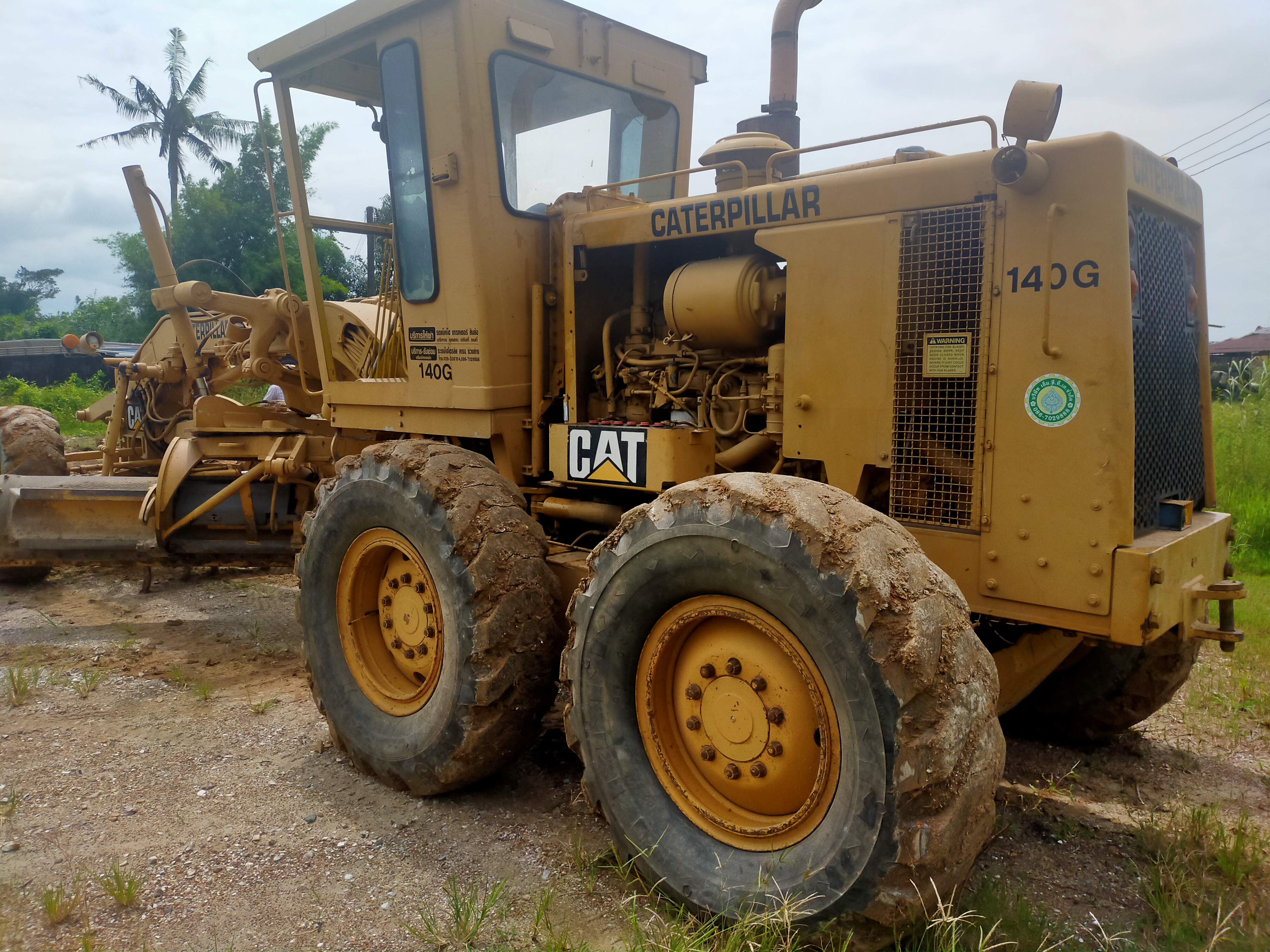 ขายรถเกรด CAT 140G 72V 8845 เอกสารอินวอย ขายรถเกรด CAT 140G 72V 8845 เอกสารอินวอย