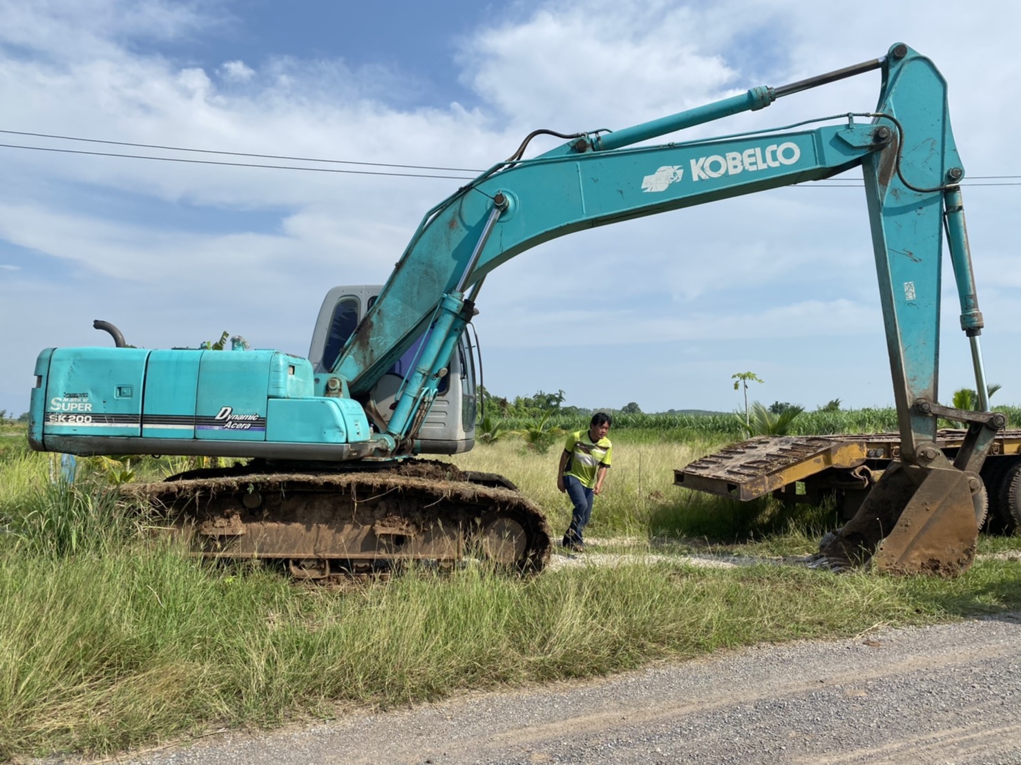 ขานรถแบคโฮ KOBELCO SK200-6YN10