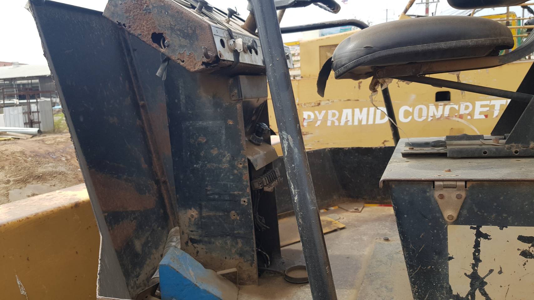 ขายรถบดสั่น DYNAPAC เพลาเดียวเอกสารเล่มทะเบียน