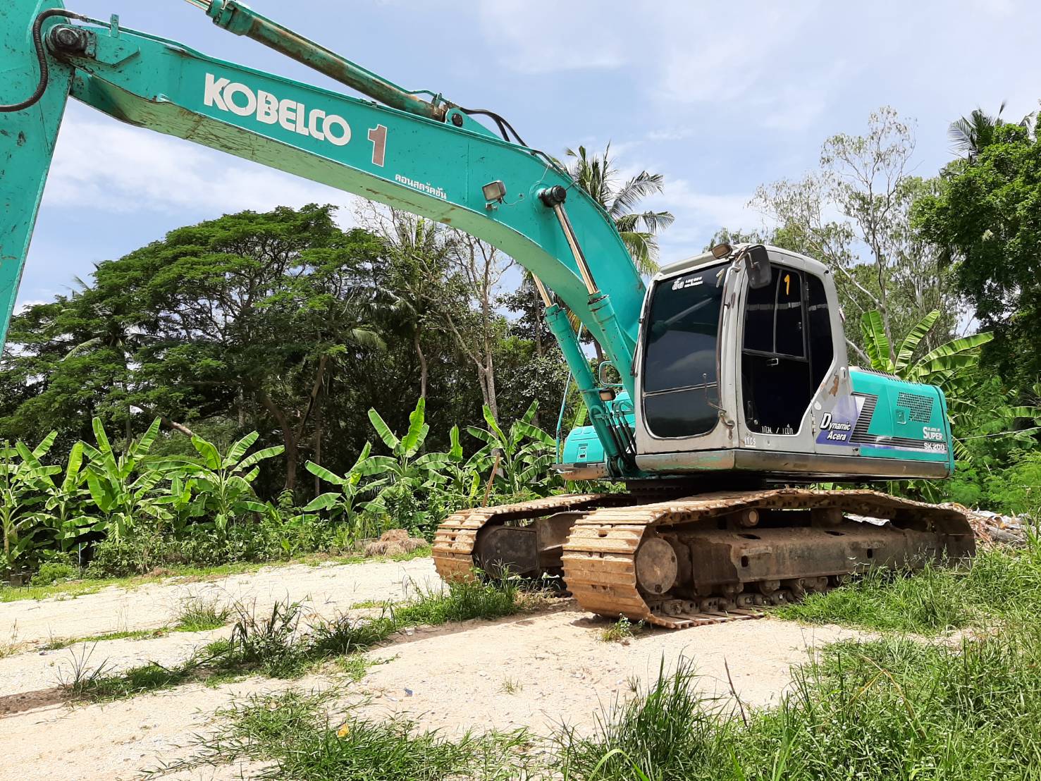 ขายรถแบคโฮ KOBELCO SK200-6 YN13