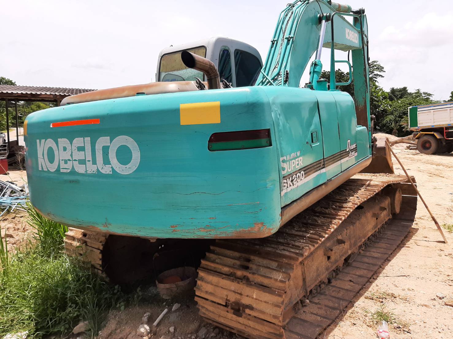 ขายรถแบคโฮ KOBELCO SK200-6 YN13