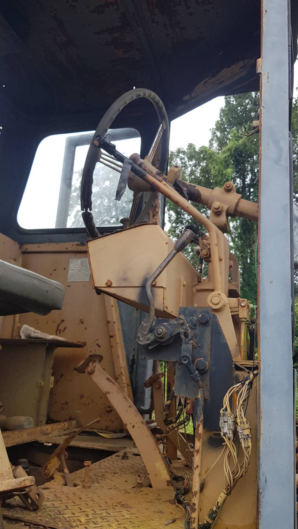 ขายรถเกรด KOMATSU GD376 H ขายรถเกรด KOMATSU GD376 H