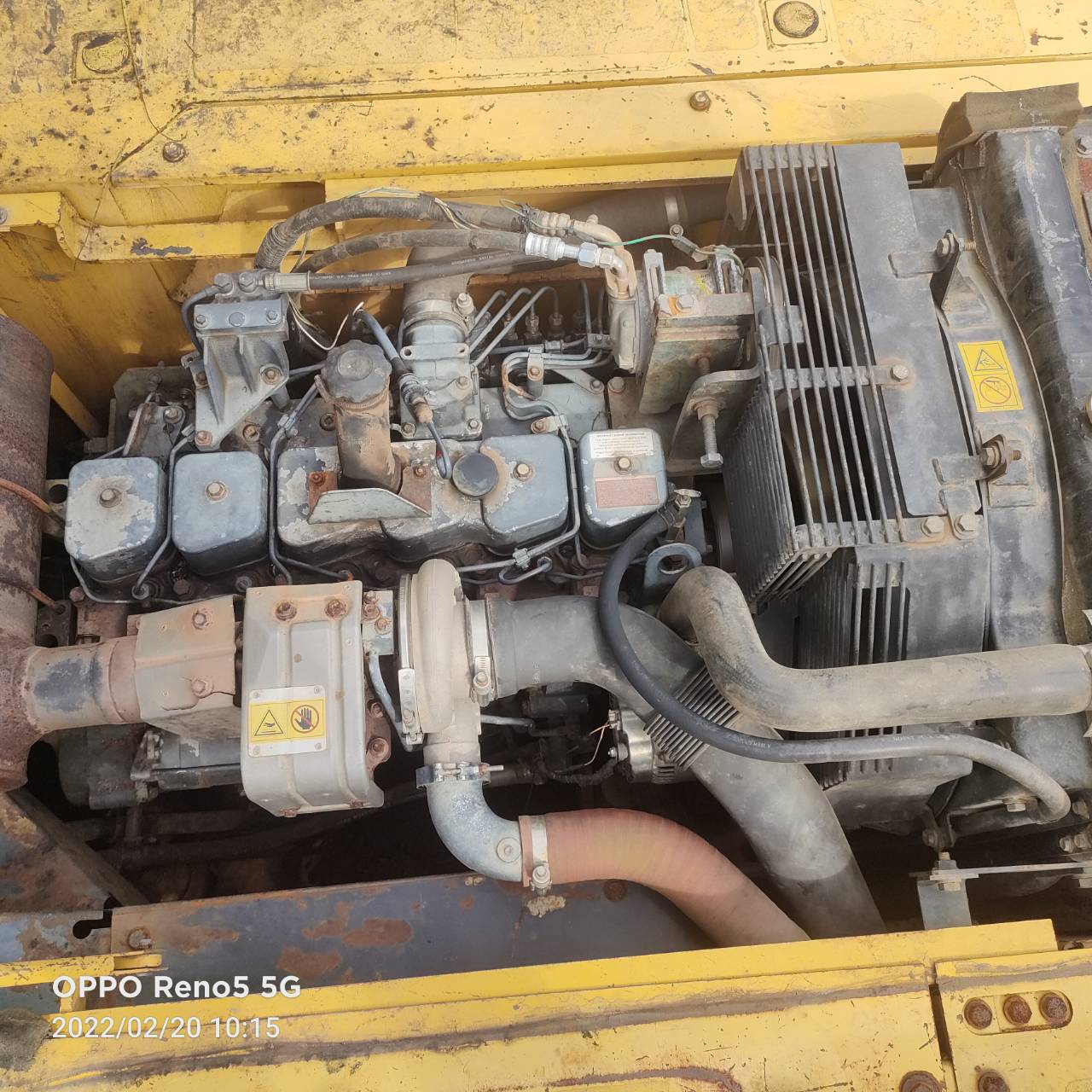 ขายรถแบคโฮ KOMATSU PC200-6 เอกสารเล่มทะเบียน