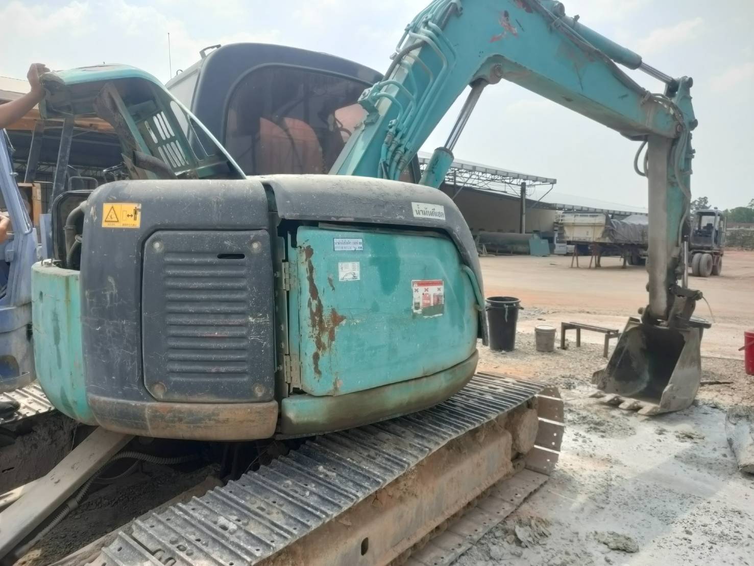 ขายรถแบคโฮ kobelco รุ่น YT04 เอกสารเล่มทะเบียน