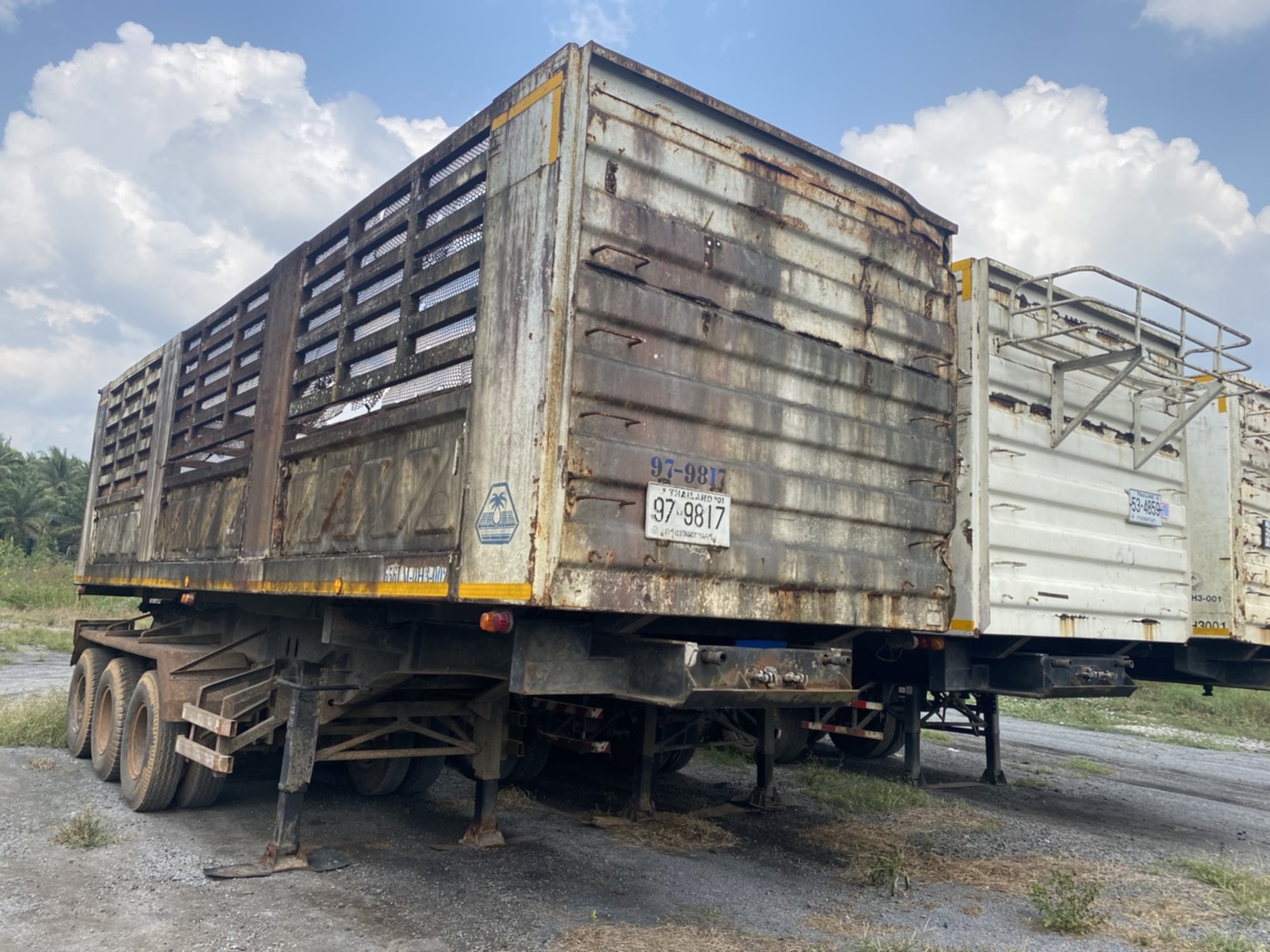 ขายหางเซมิดั้มสามมิตร 3 เพลาแท้จดทะเบียนปี 50