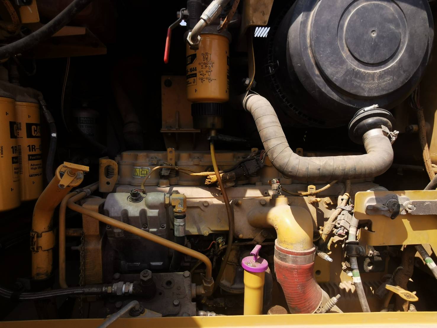 ขายรถเกรด cat 140k ขายรถเกรด cat 140k