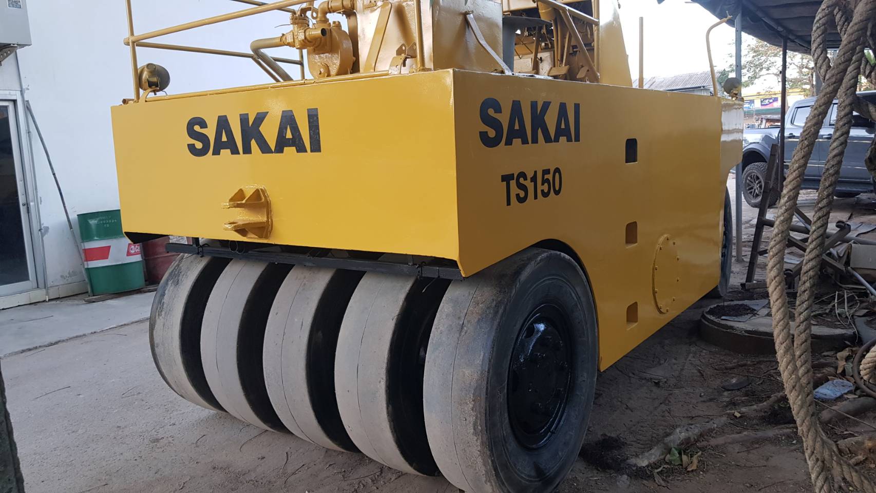 ขายรถบด 9ล้อ SAKAI TS150