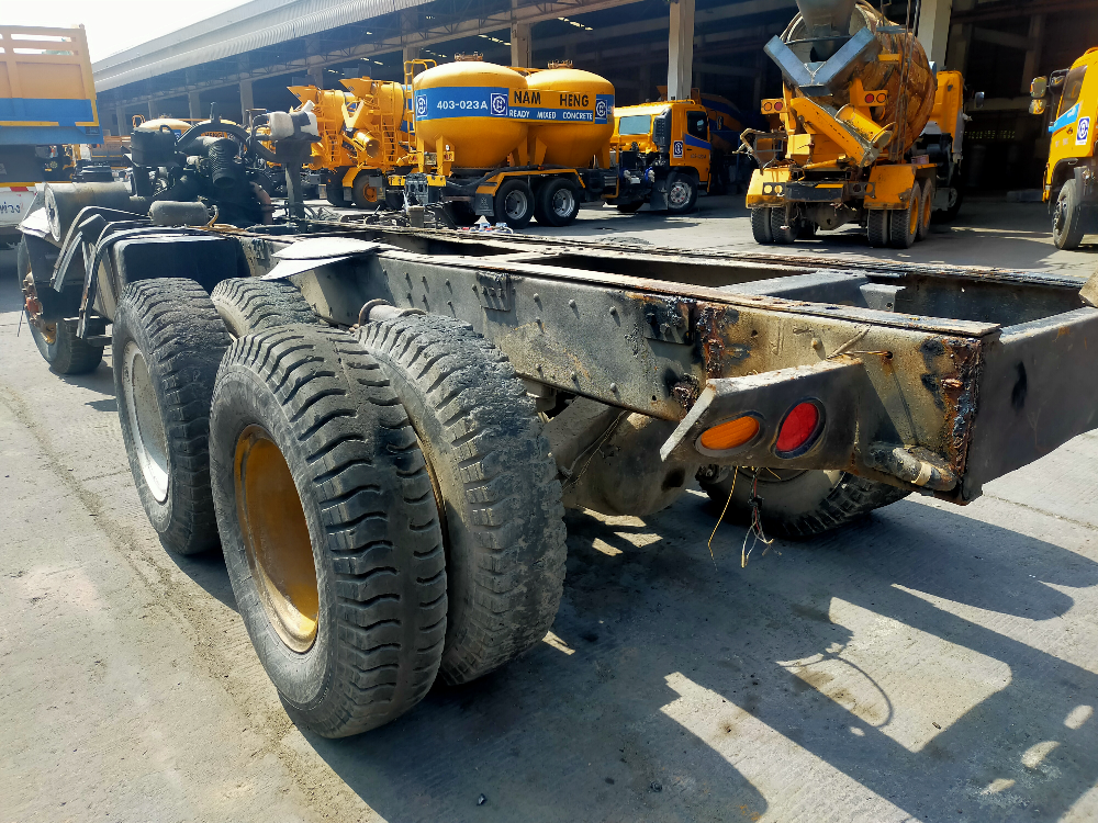 ขายคัสซีรถ nissan เครื่องเกียร์ช่วงล่างครบ ขายคัสซีรถ nissan เครื่องเกียร์ช่วงล่างครบ