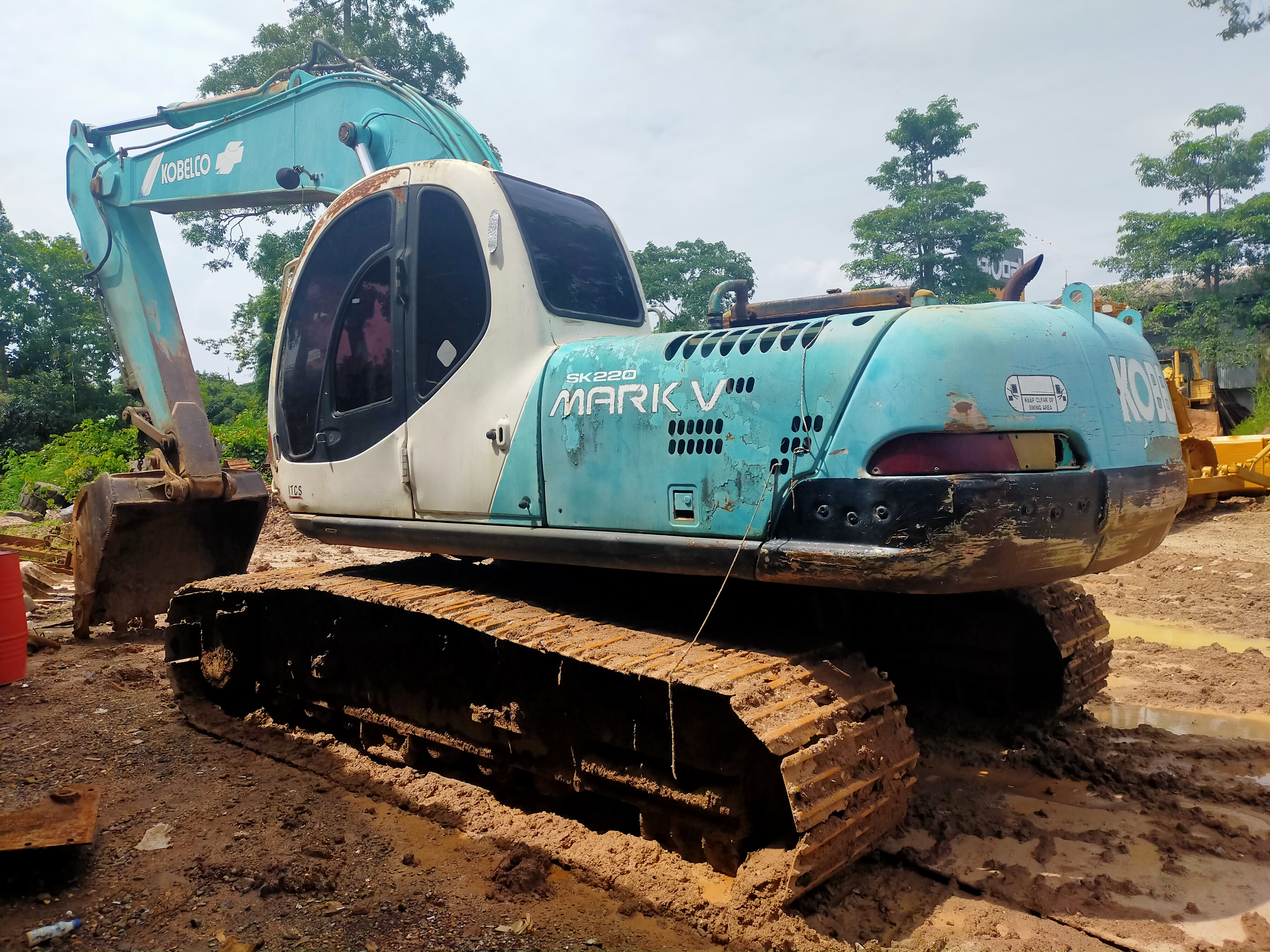 ขายรถ รถแบคโฮ KOBELCO SK220-5