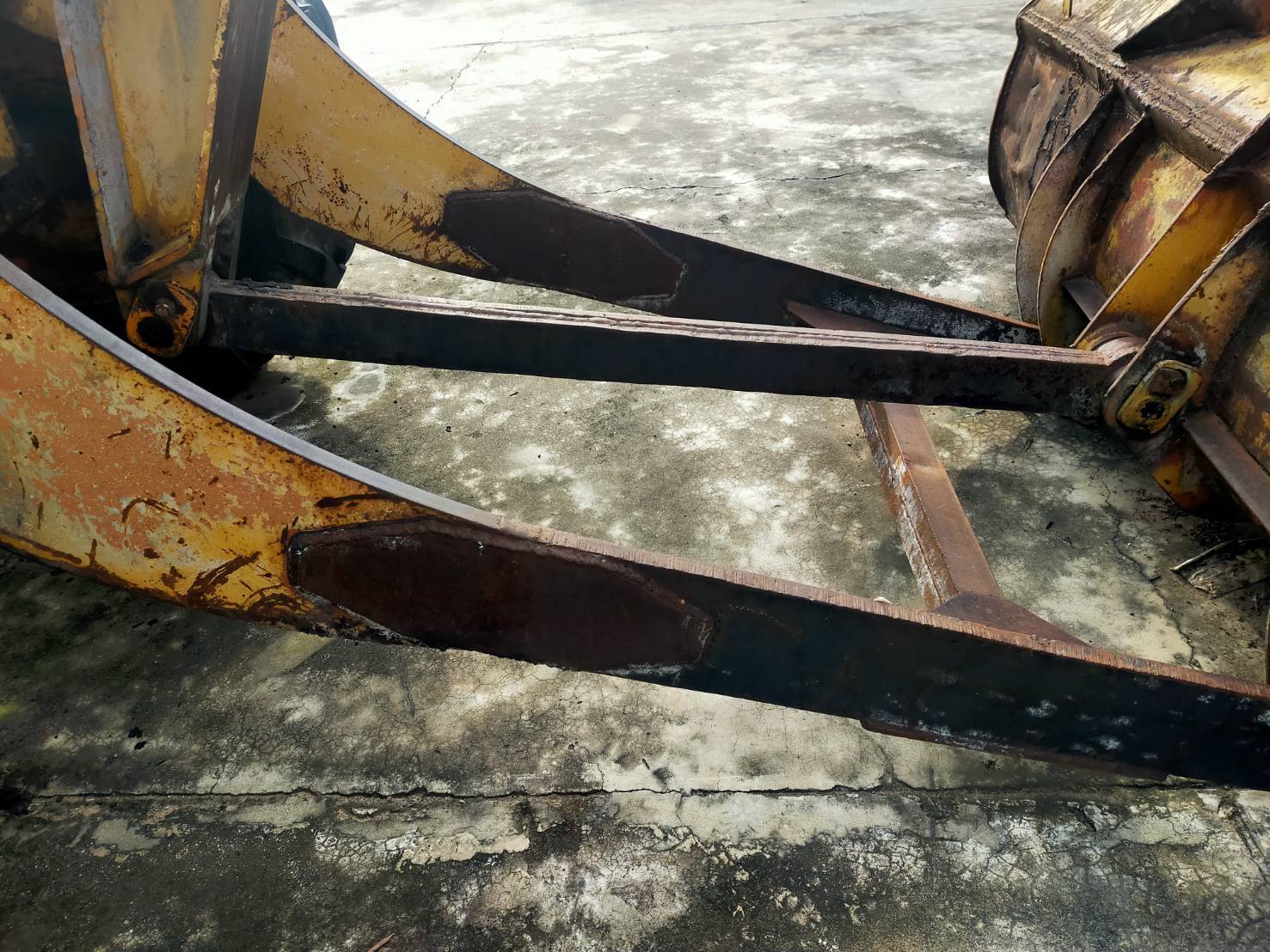 ขายรถตัก KOMATSU 510 เอวเอ่นต่อแขนแล้วสภาพพร้อมใช้