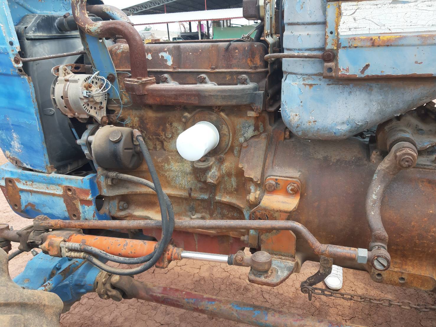 ขายรถไถฟอร์ดสองเพลาสภาพใช้งานปกติ