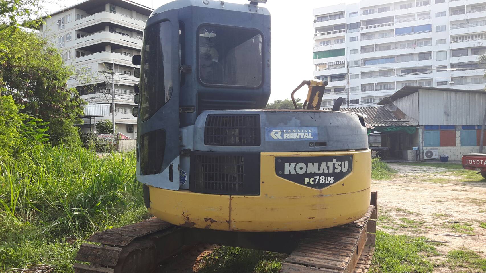 ขายรถแบคโฮ KOMATS PC75UU