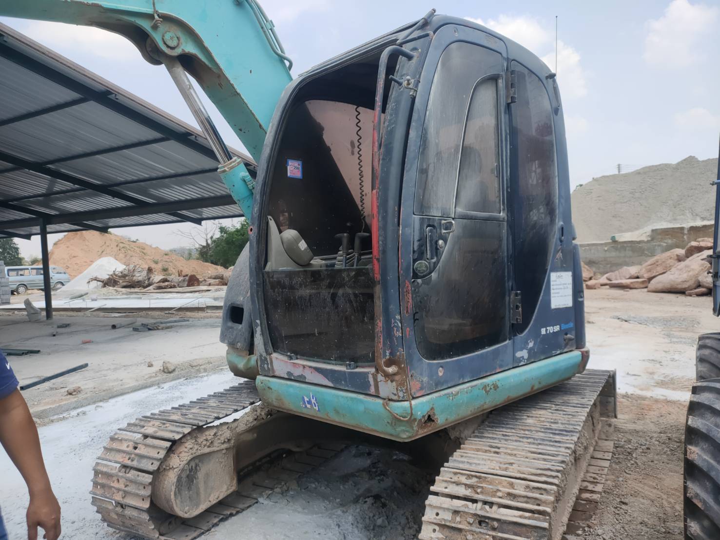 ขายรถแบคโฮ kobelco รุ่น YT04 เอกสารเล่มทะเบียน