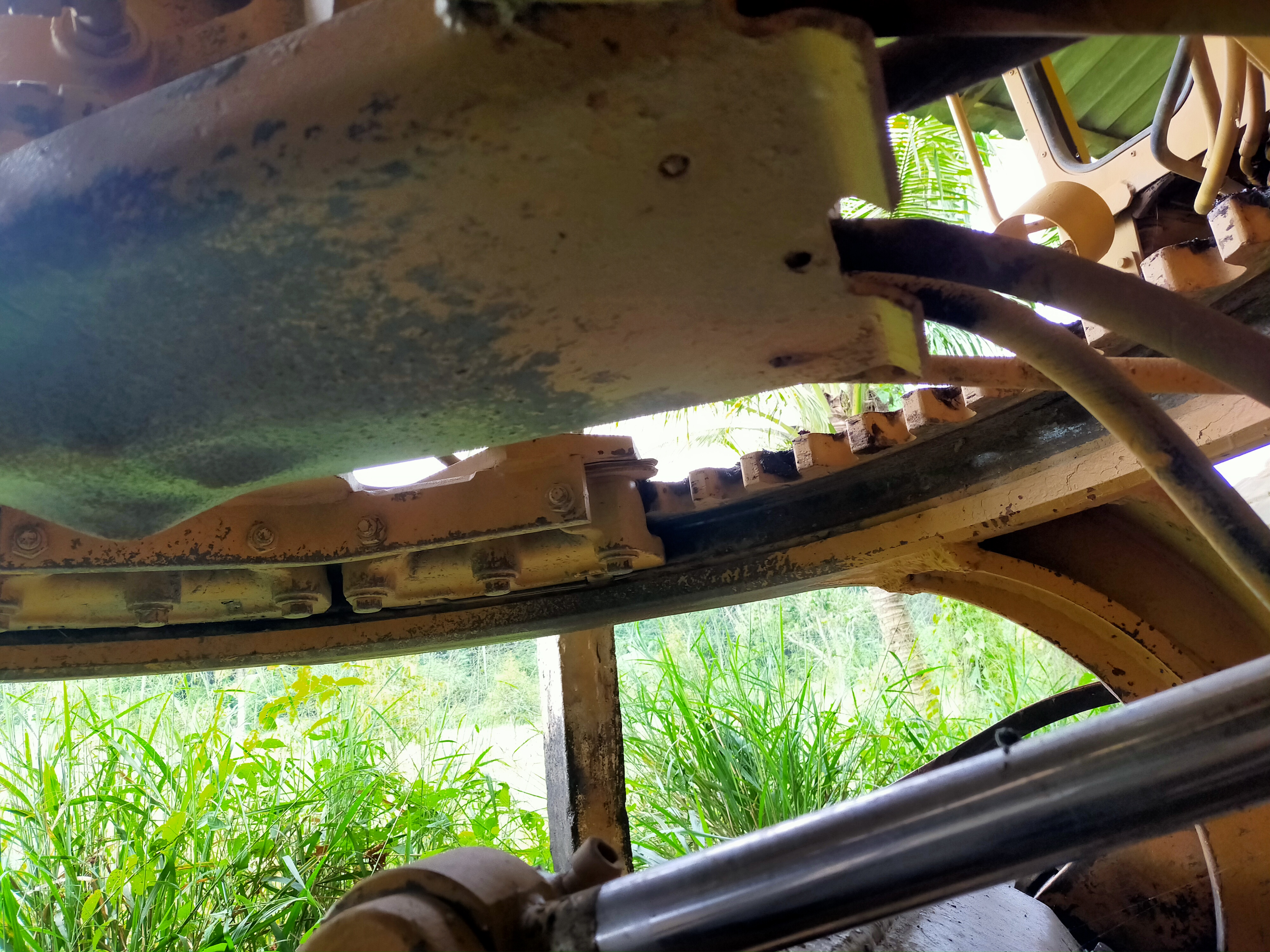 ขายรถเกรด CAT 140G 72V 8845 เอกสารอินวอย ขายรถเกรด CAT 140G 72V 8845 เอกสารอินวอย