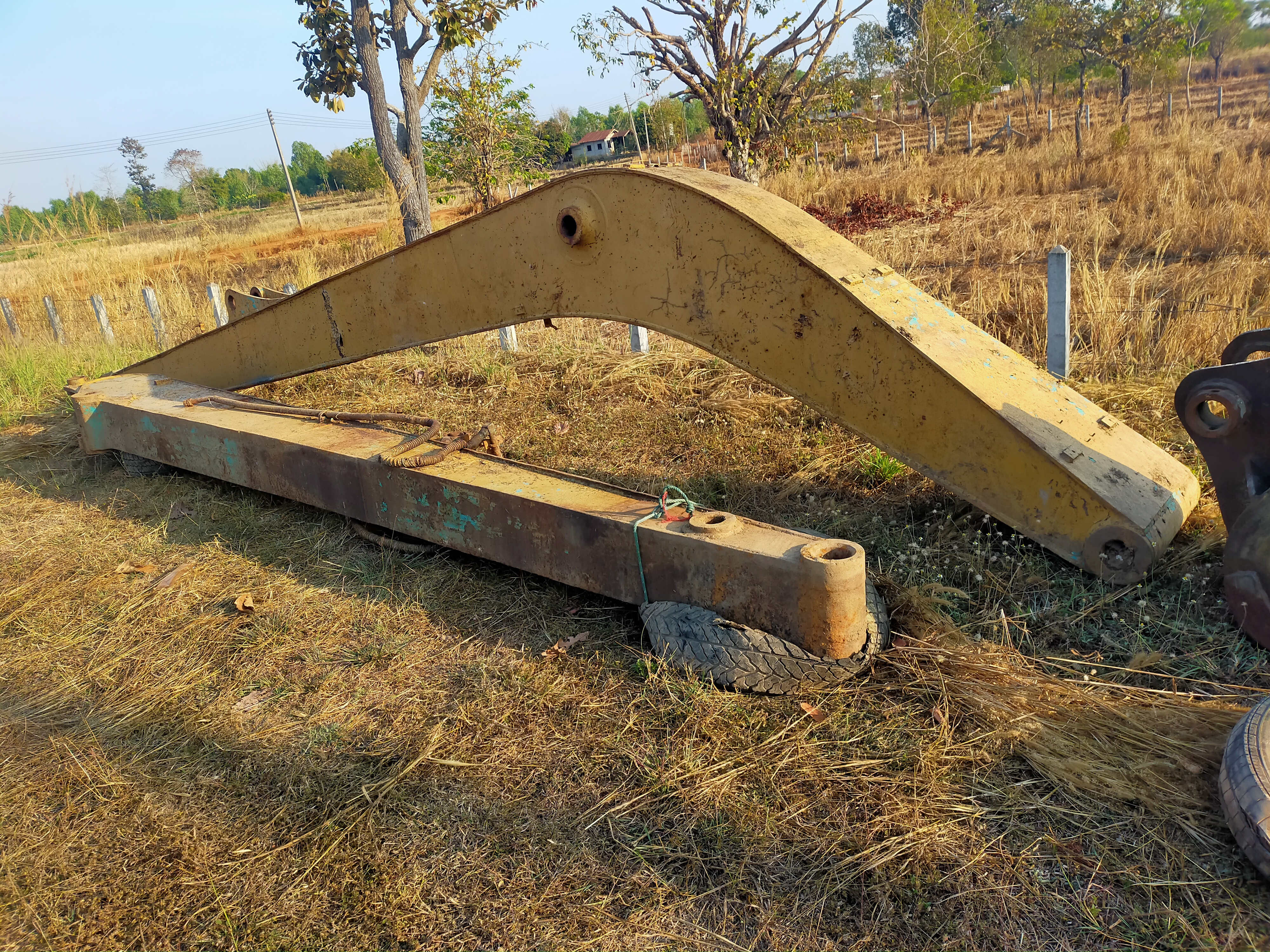 ขายบูมยาวเก่าเก็บ KOBELCO SK200