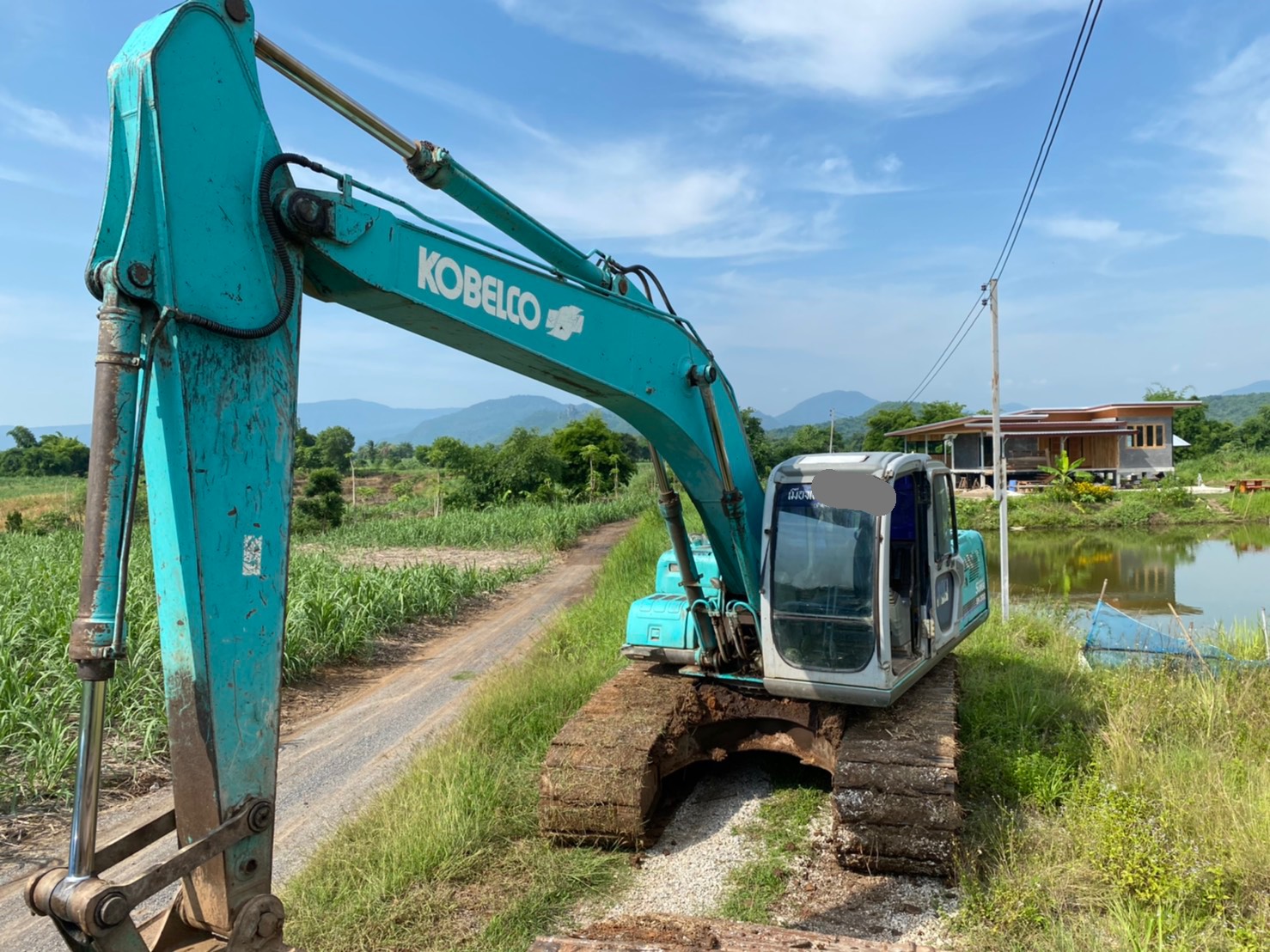 ขานรถแบคโฮ KOBELCO SK200-6YN10