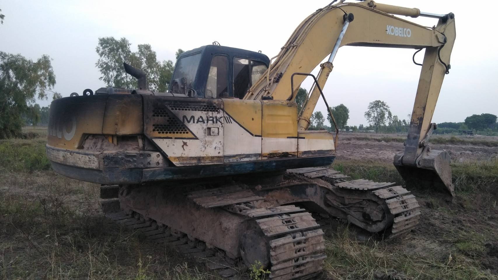 ขายรถแบคโฮ KOBELCO SK200-3 สภาพใช้งานปกติ