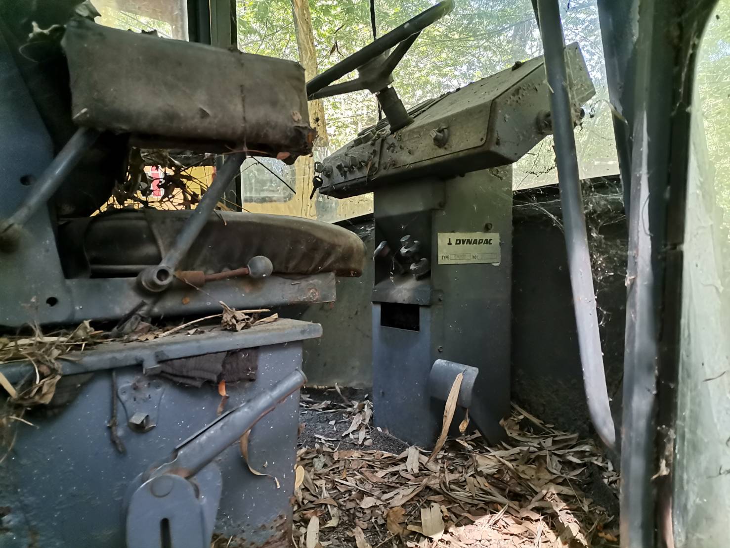 ขายรถบก สั่น DYNAPAC CA30D