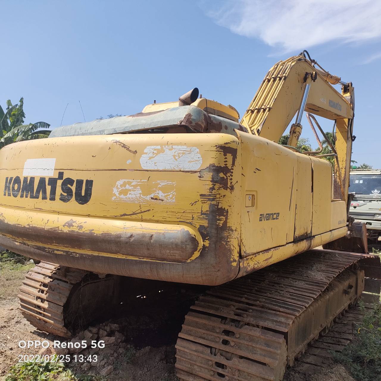 ขายรถแบคโฮ KOMATSU PC200-6 เอกสารเล่มทะเบียน