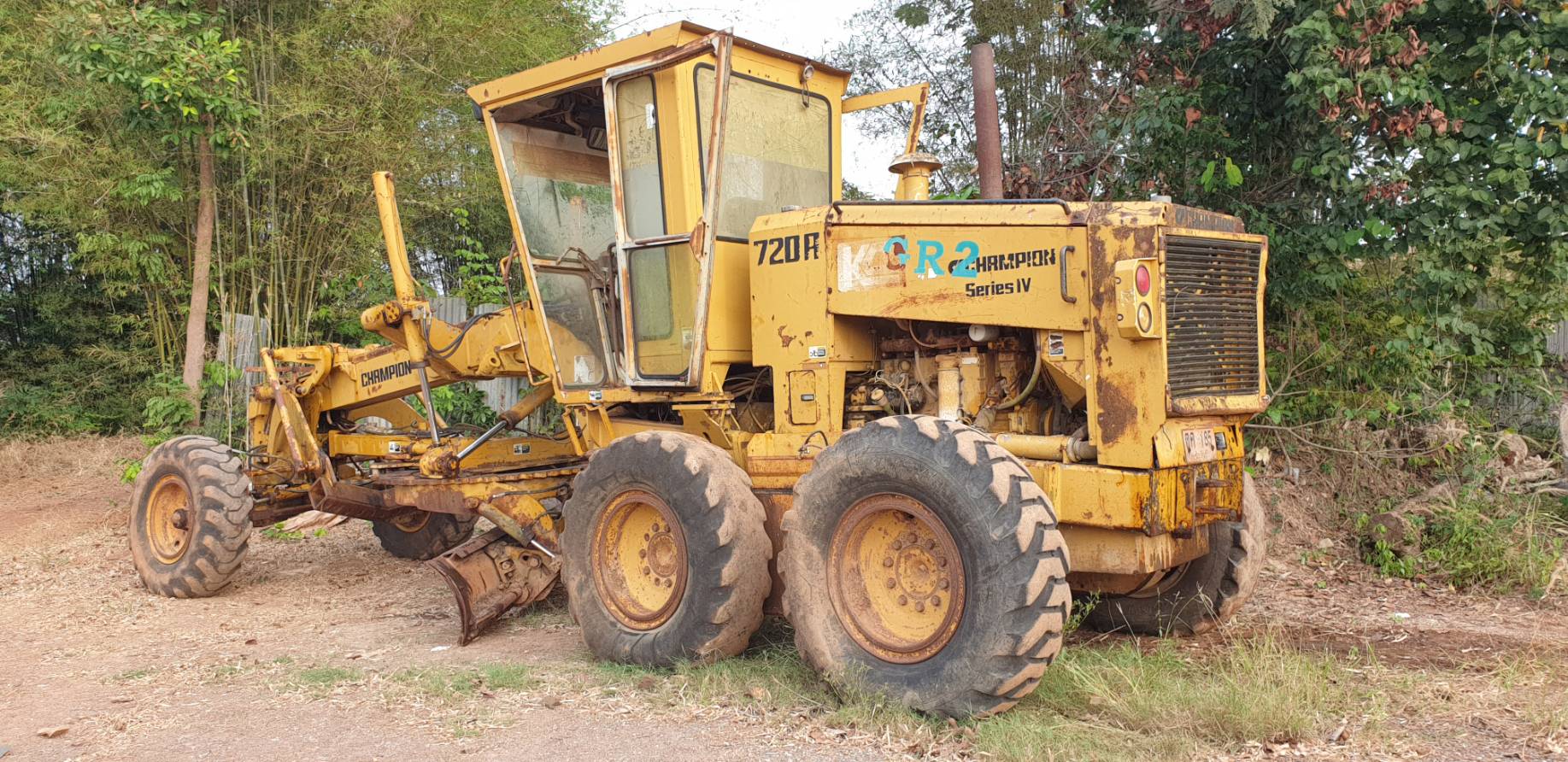 ขายรถเกรด CHAMPION 720A-5เอกสารทะเบียน
