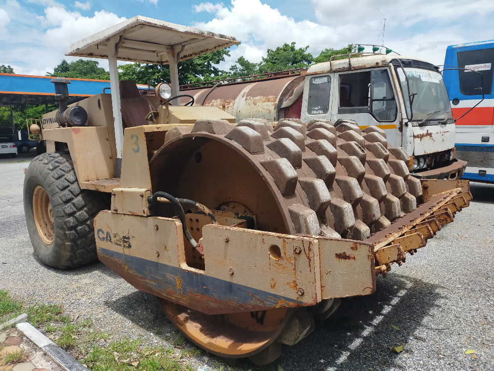 ขายรถบดสั่นเปลือกหนาม ไดนาแพคเอกสารทะเบียน