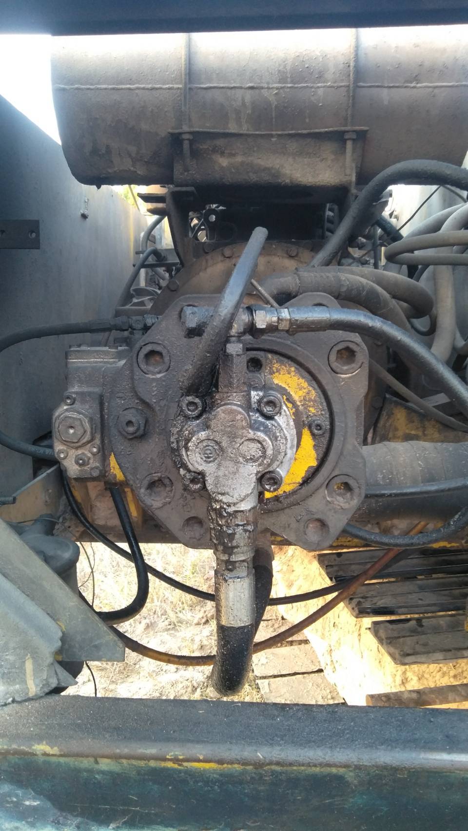 ขายรถแบคโฮ KOBELCO SK200-3 สภาพใช้งานปกติ