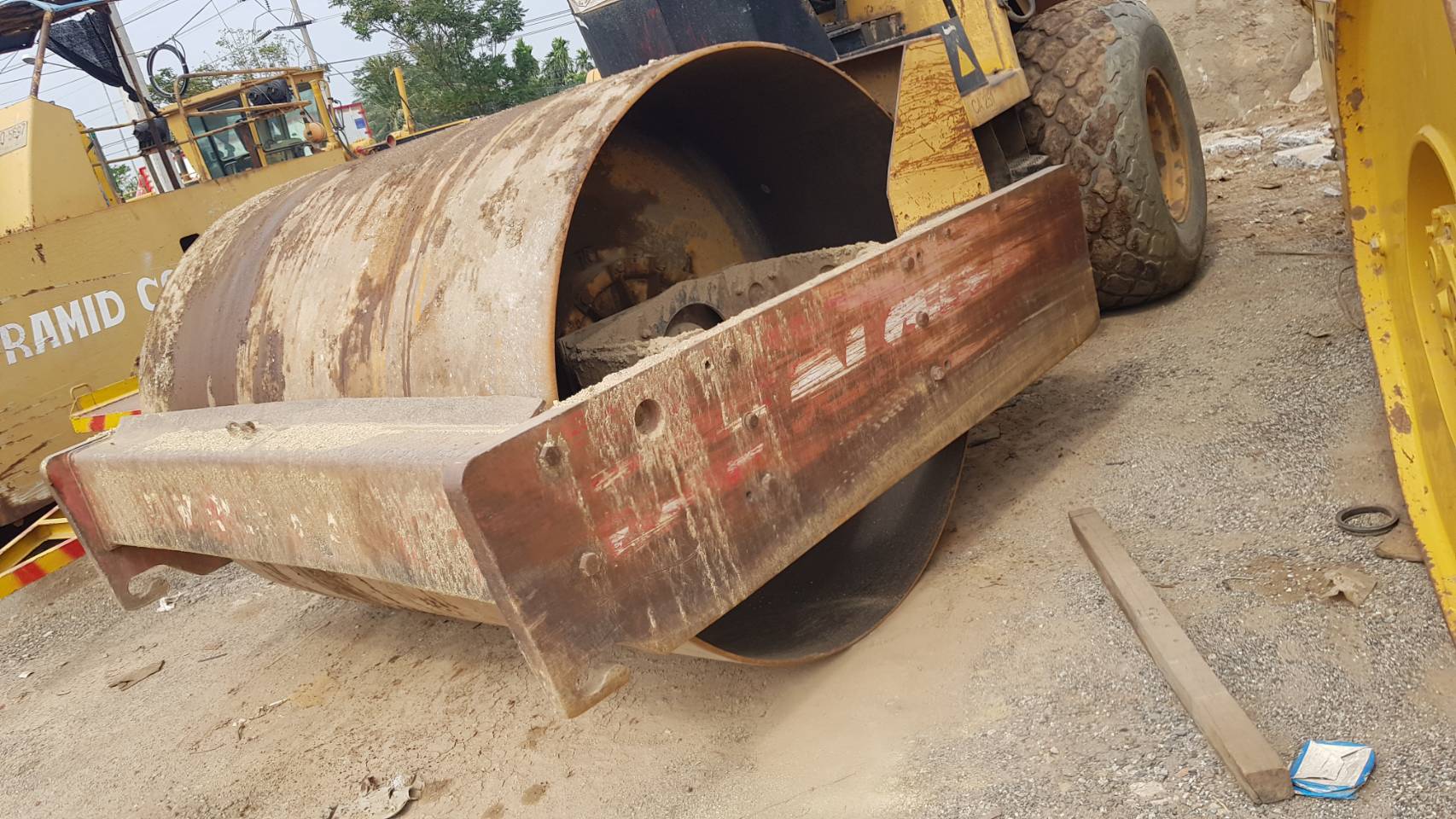 ขายรถบดสั่น DYNAPAC เพลาเดียวเอกสารเล่มทะเบียน