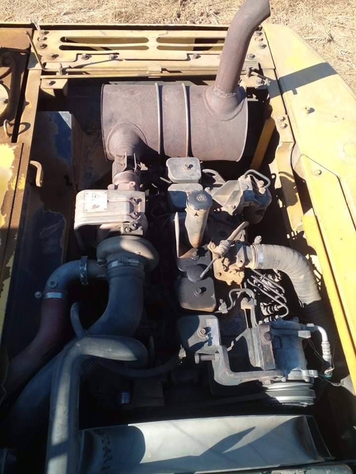 ขายรถแบบโฮ KOMATSU PC200-7 ขายรถแบบโฮ KOMATSU PC200-7