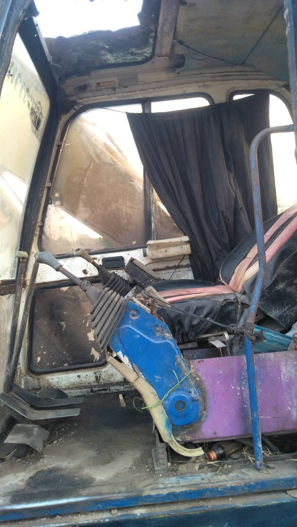 ขายรถแบคโฮ KOBELCO SK200-3 สภาพใช้งานปกติ