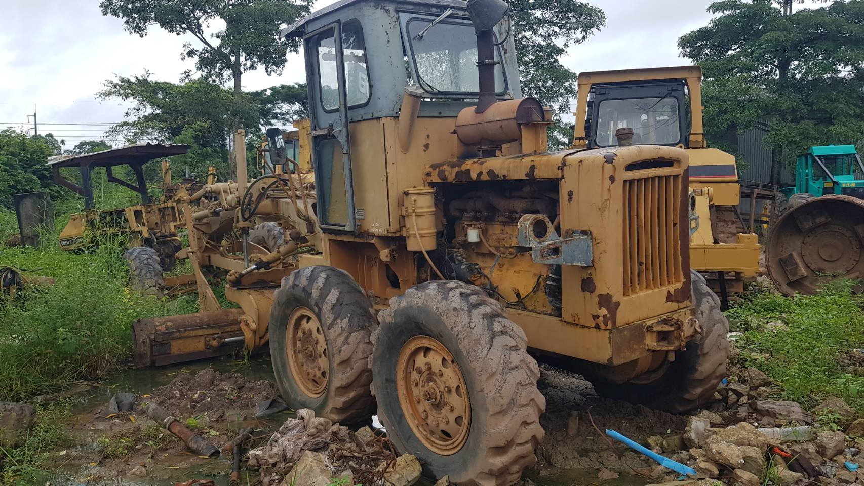 ขายรถเกรด KOMATSU GD376 H ขายรถเกรด KOMATSU GD376 H