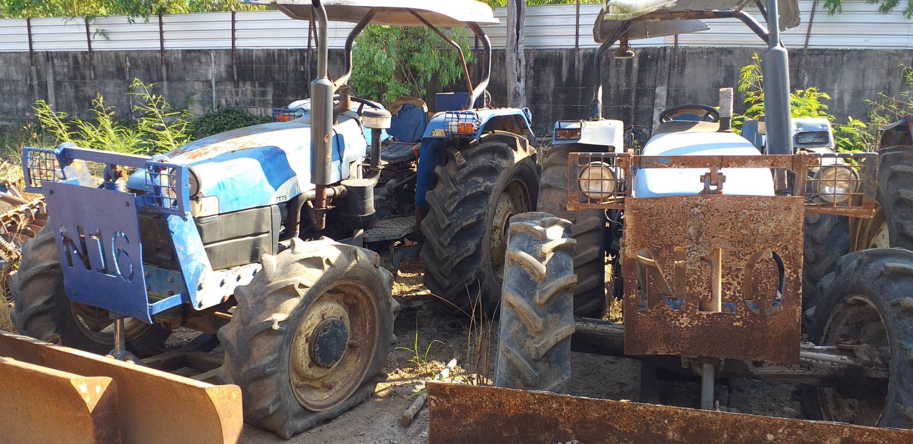 ขายรถไถ ford  New Holland