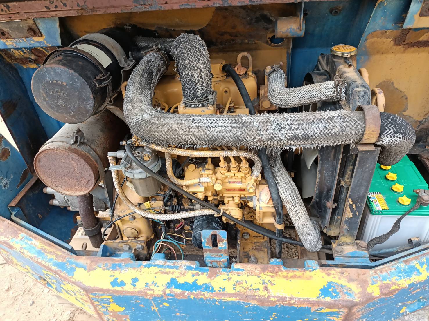 ขายรถแบคโฮ KOMATSU PC40-6 ขายรถแบคโฮ KOMATSU PC40-6