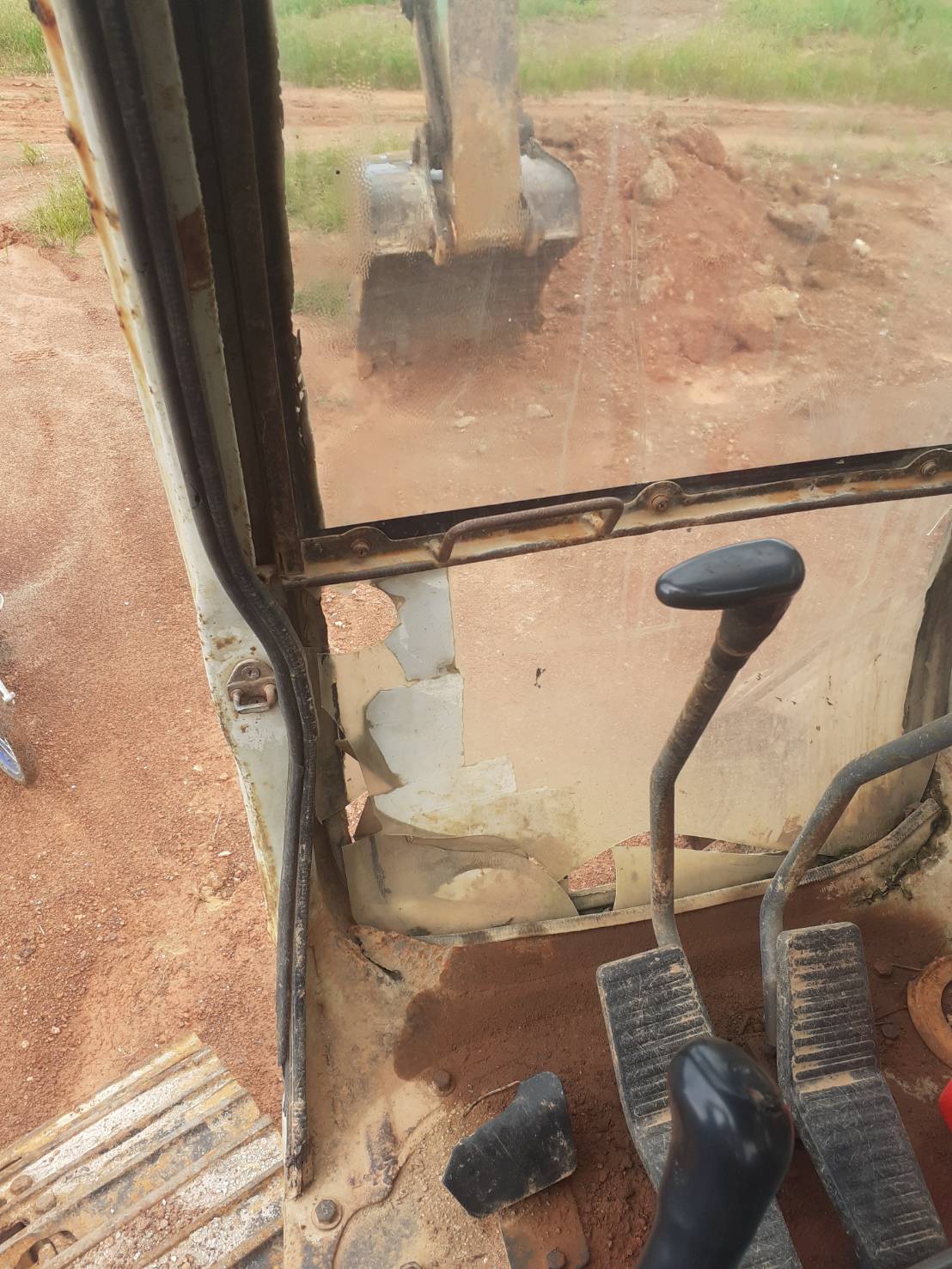ขายรถแบคโฮ KOBELCO SK200-5 ธรรมดาเอกสารใบอินวอย