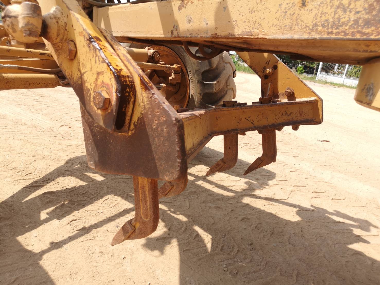 ขายรถเกรด CAT104G5MD เครื่อง8TD ขายรถเกรด CAT104G5MD เครื่อง8TD